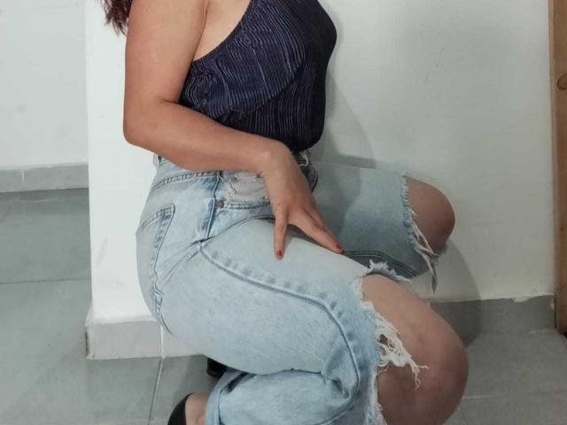 CamileParist - Live porn &amp; sex cam - 27147326