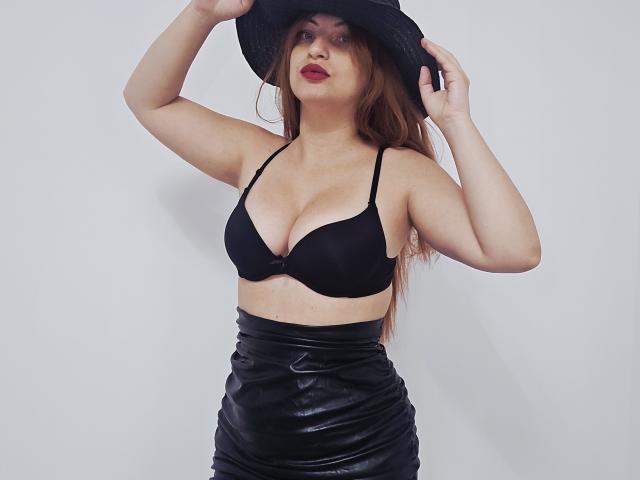 GiannaSexxy - Sexe cam en vivo - 27149510