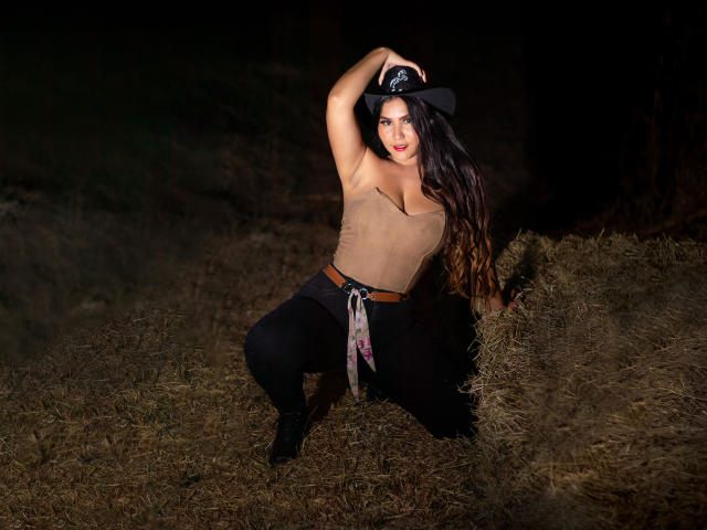 MariaRowe - Live sexe cam - 27154004