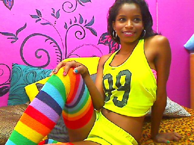 BlackHotHornyX - Sexe cam en vivo - 2716882