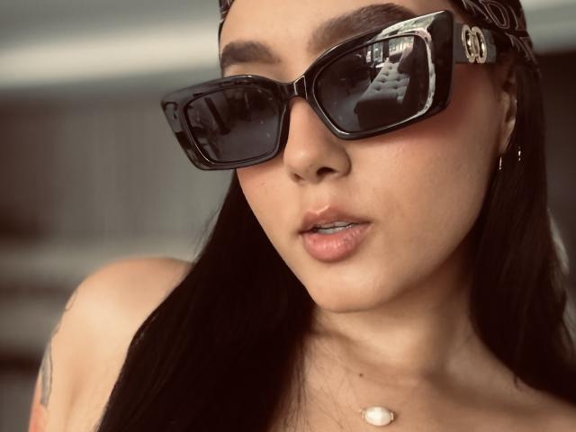 SofiaBrowm - Live porn &amp; sex cam - 27169425