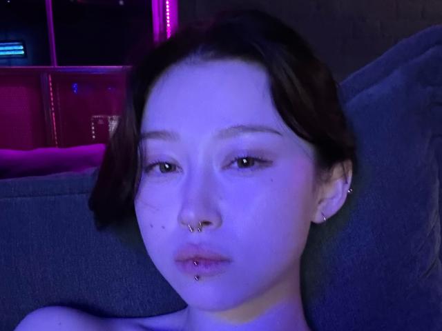 Beauty69Diva - Live Sex Cam - 27176488