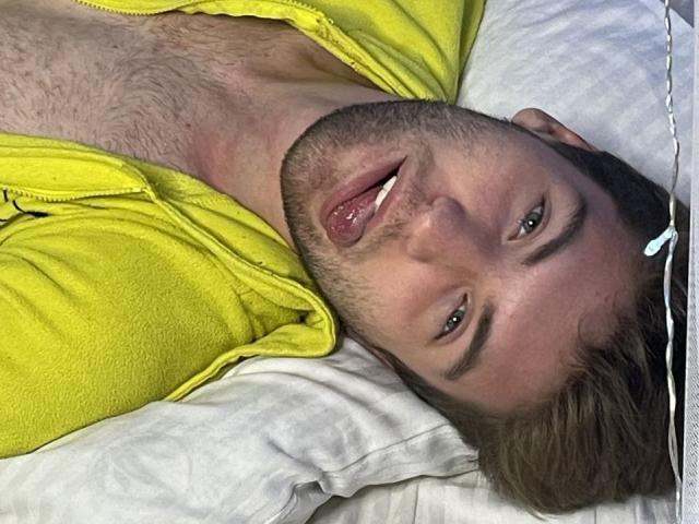 JosephBest - Sexe cam en vivo - 27194422