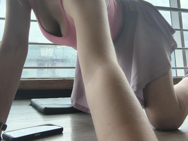 ElizaCanterville - Live sexe cam - 27210291