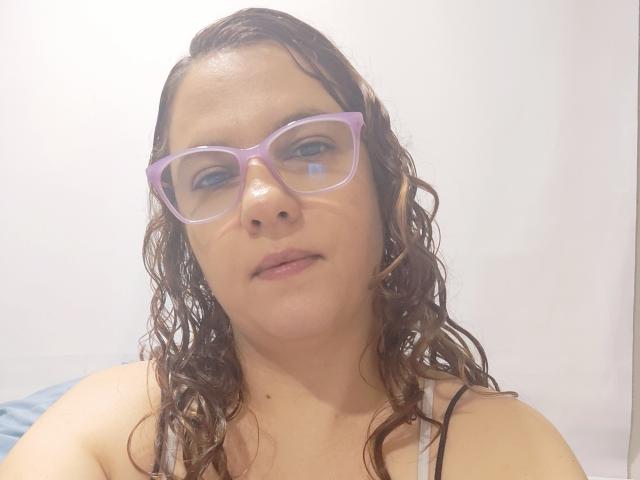 AmeliaWilson - Live porn &amp; sex cam - 27213140