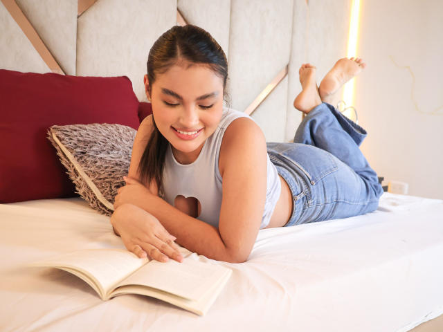 MiiaPalmer - Live Sex Cam - 27215884