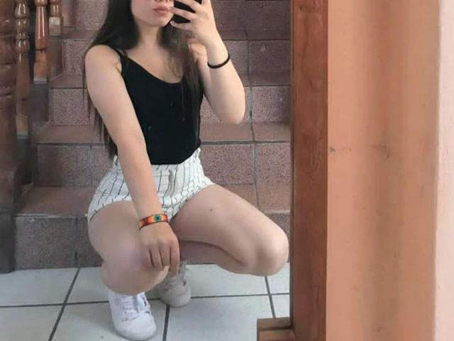 MelissaFox-hot - Live sex cam - 27219153