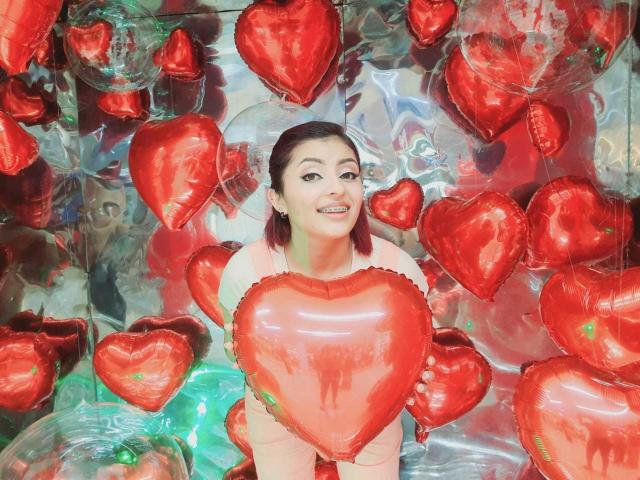 LizBonnet - Live sex cam - 27219769