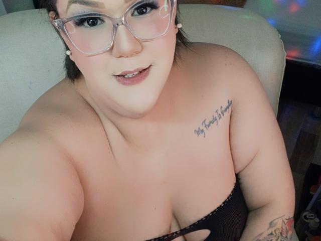 GiannaMorrys - Live sex cam - 27224417