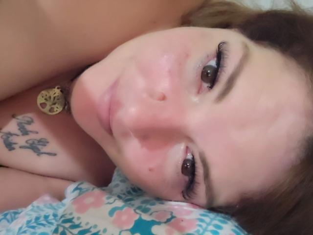 Joyfull-hot - Sexe cam en vivo - 27228239