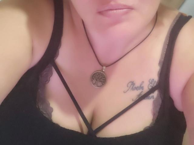 Joyfull-hot - Sexe cam en vivo - 27228246