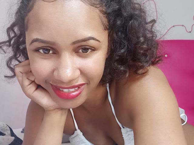 LayahCoquine - Sexe cam en vivo - 27242463