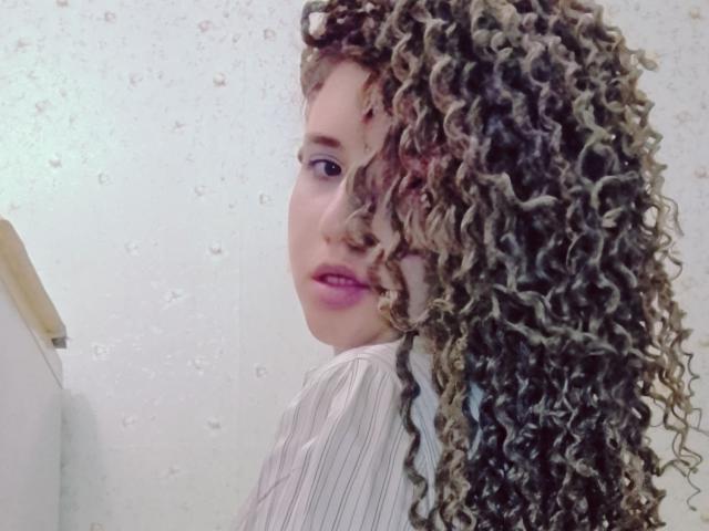 MarlanViviane - Sexe cam en vivo - 27267897