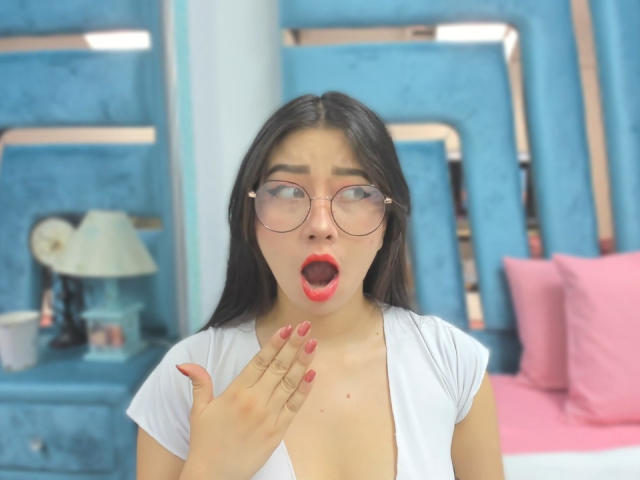 Genesiss - Live porn &amp; sex cam - 27273687