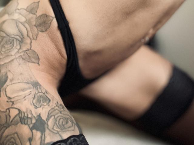 DaneeSoHot - Sexe cam en vivo - 27287698