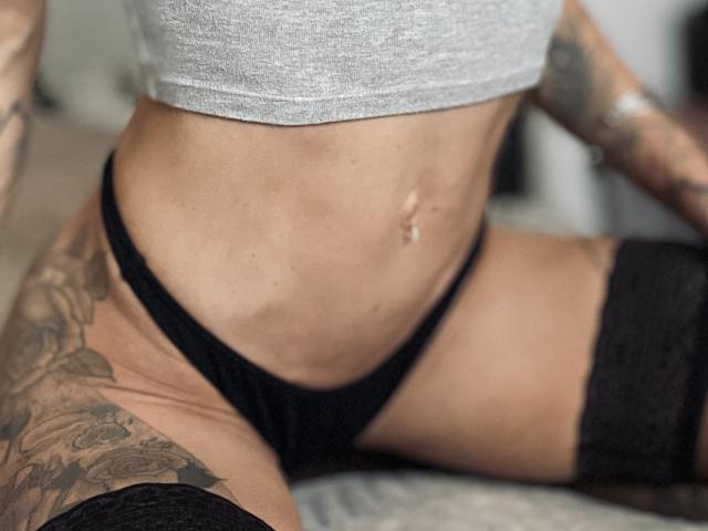 DaneeSoHot - Live sexe cam - 27287712