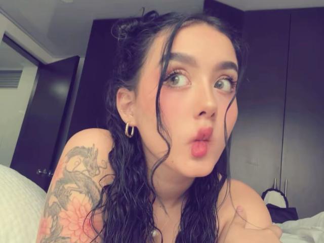 SofiaBrowm - Live sex cam - 27299304