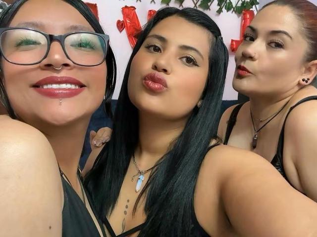 SweetFourWomen - Live porn &amp; sex cam - 27301901