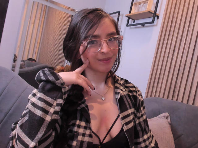 EvaMcAllister - Live porn &amp; sex cam - 27302524