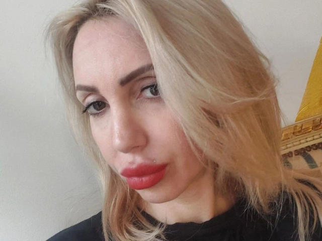 LauraRubin-hot - Live sex cam - 27308460