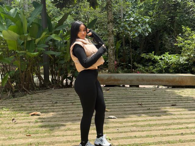 MiiaPalmer - Porno na żywo i seks kamera - 27308502