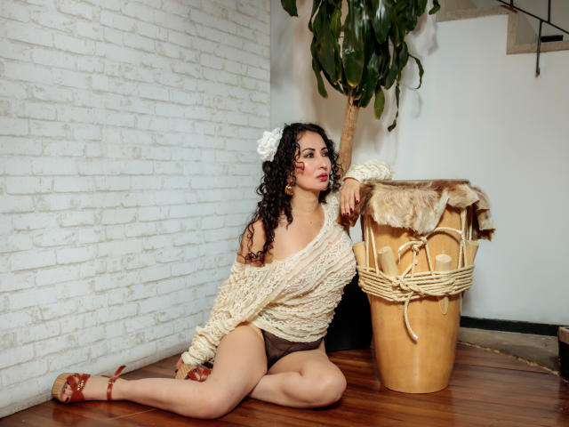 SamanthaAntolin - Live porn &amp; sex cam - 27324973