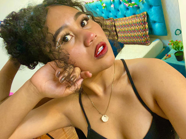 SophieSonyas - Live sexe cam - 27331573