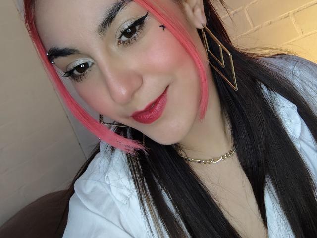 AmyStreetwise69 - Live porn &amp; sex cam - 27331699