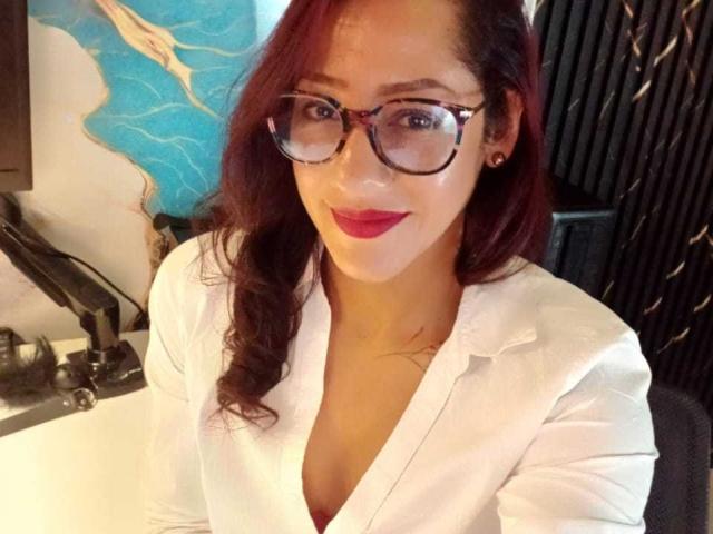 SamanthaCorine - Live sex cam - 27335115