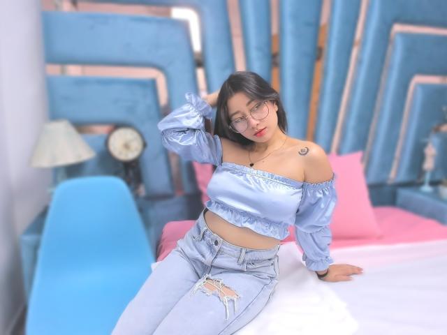 Genesiss - Live porn &amp; sex cam - 27348709