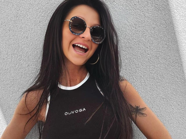 CatMelissa - Sexe cam en vivo - 27352475