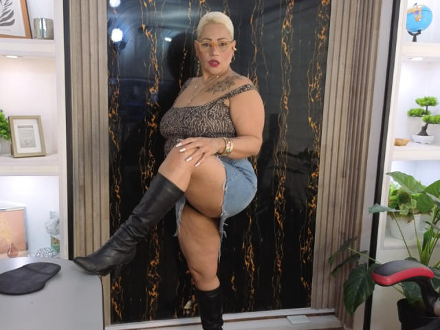 GianellaCox - Live sexe cam - 27356276