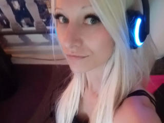 Kitty-Deluxe-hot - Live sexe cam - 27363045