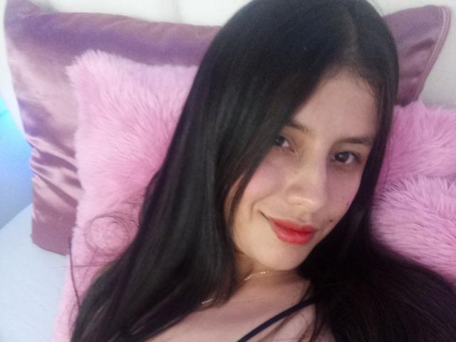 MadissonFontaine - Live sex cam - 27371634