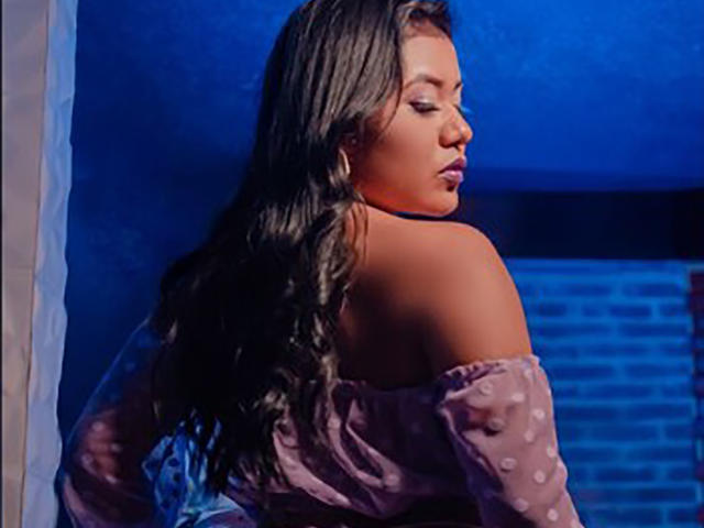 LiaDecker - Live Sex Cam - 27376002