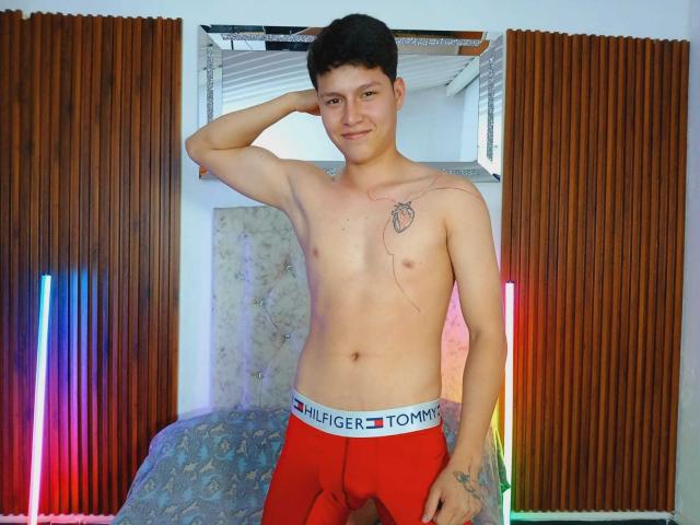 DanielOn - Sexe cam en vivo - 27376142