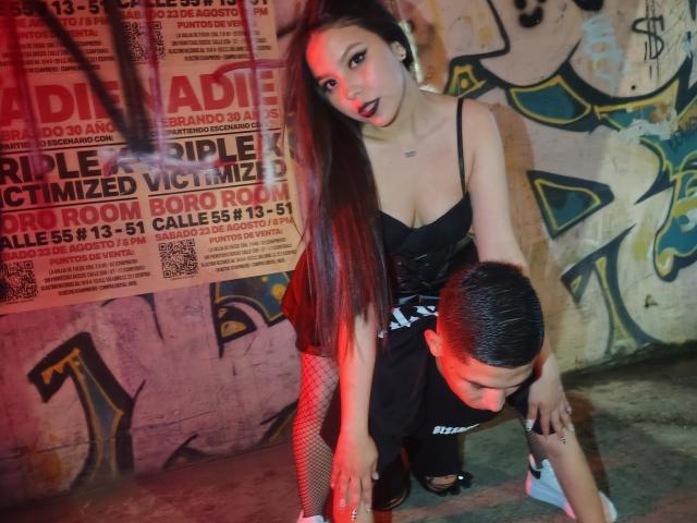 KylieAndJustin - Live porn &amp; sex cam - 27382113