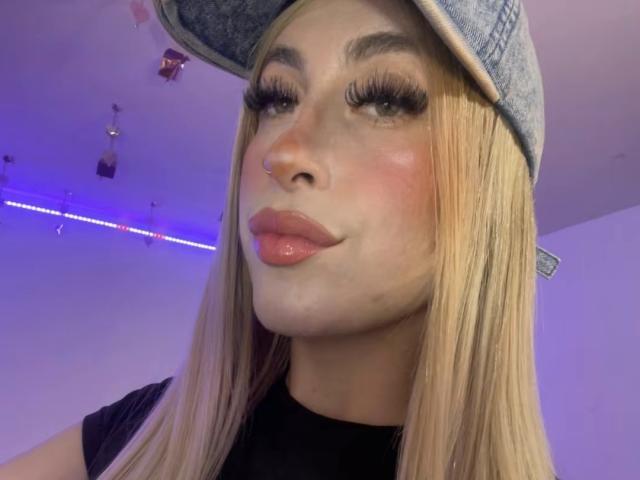 SammyViolet - Live sex cam - 27392837