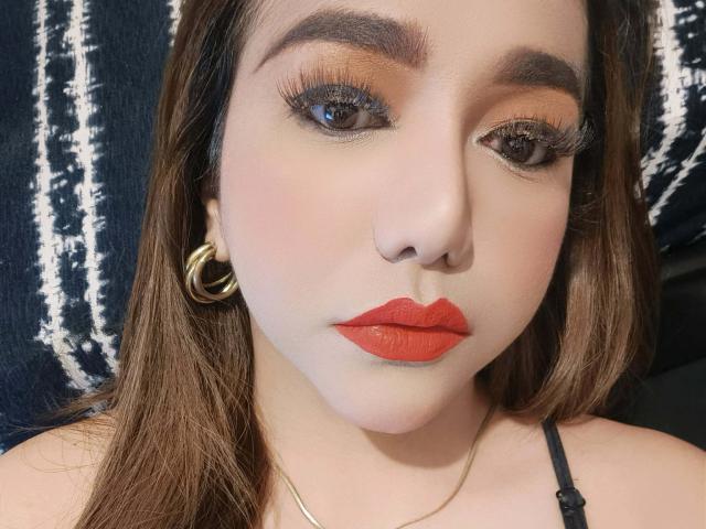 FabulousNina69 - Live Sex Cam - 27407894