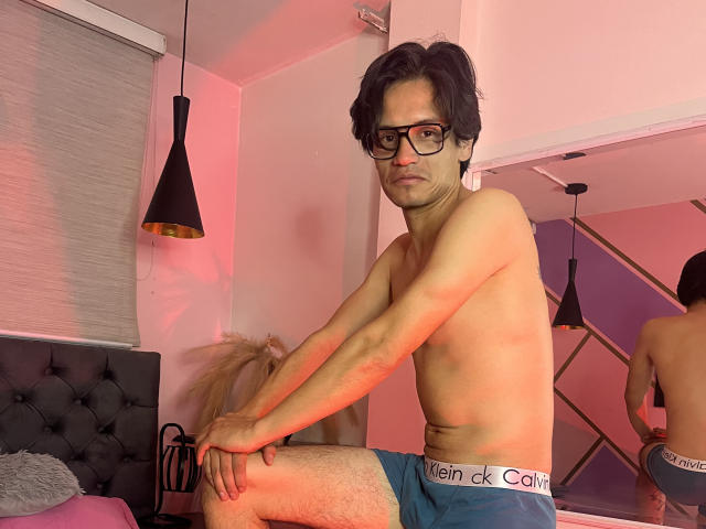 ThonixMr - Live sex cam - 27421186