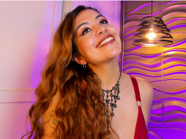 AlaiaLove - Live sex cam - 27428711