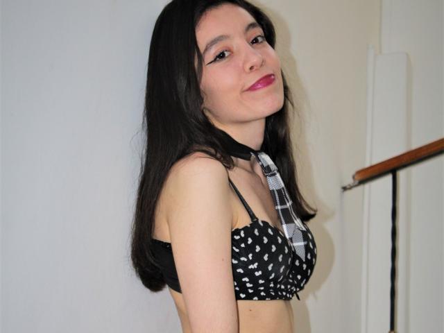 ElodiePerrine - Live porn &amp; sex cam - 27442072