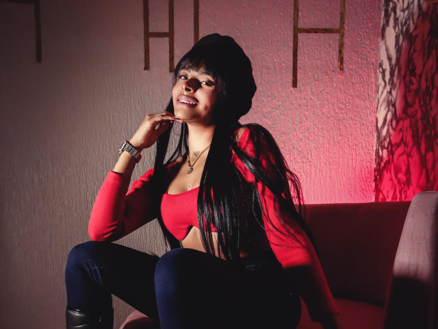 EmmaEbony - Live Sex Cam - 27461270