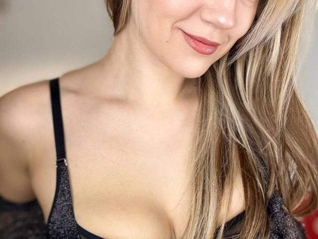 MikyWayxy - Live porn &amp; sex cam - 27469257