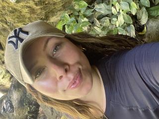 JennyLawry - Live porn &amp; sex cam - 27472043