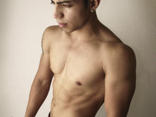 JohnBruce - Sexe cam en vivo - 2747304