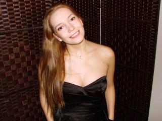 HotMargaret - Chat live porn with this golden hair Sexy girl 