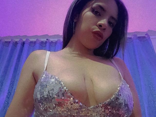 VioletaStone - Live porn &amp; sex cam - 27476838