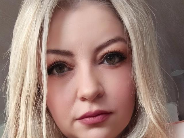 NatalyHami - Live Sex Cam - 27477783