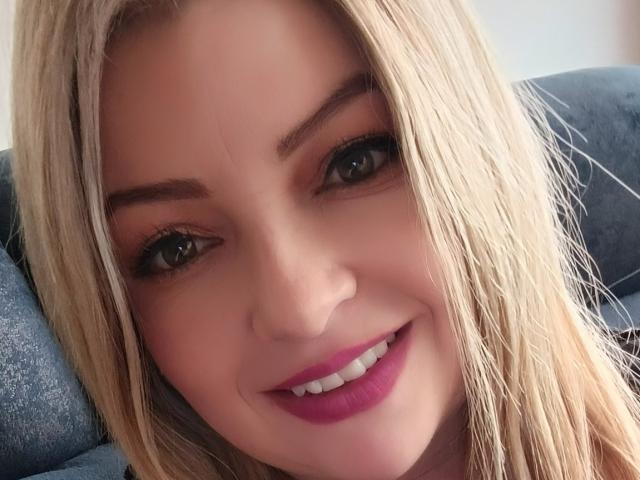 NatalyHami - Live sex cam - 27479295